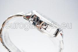 Camera with motion detector (with chain)