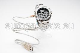 Camera with motion detector (with chain)