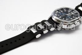 Camera in watch with rubber strap