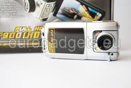 FullHD digital camera with 2.5